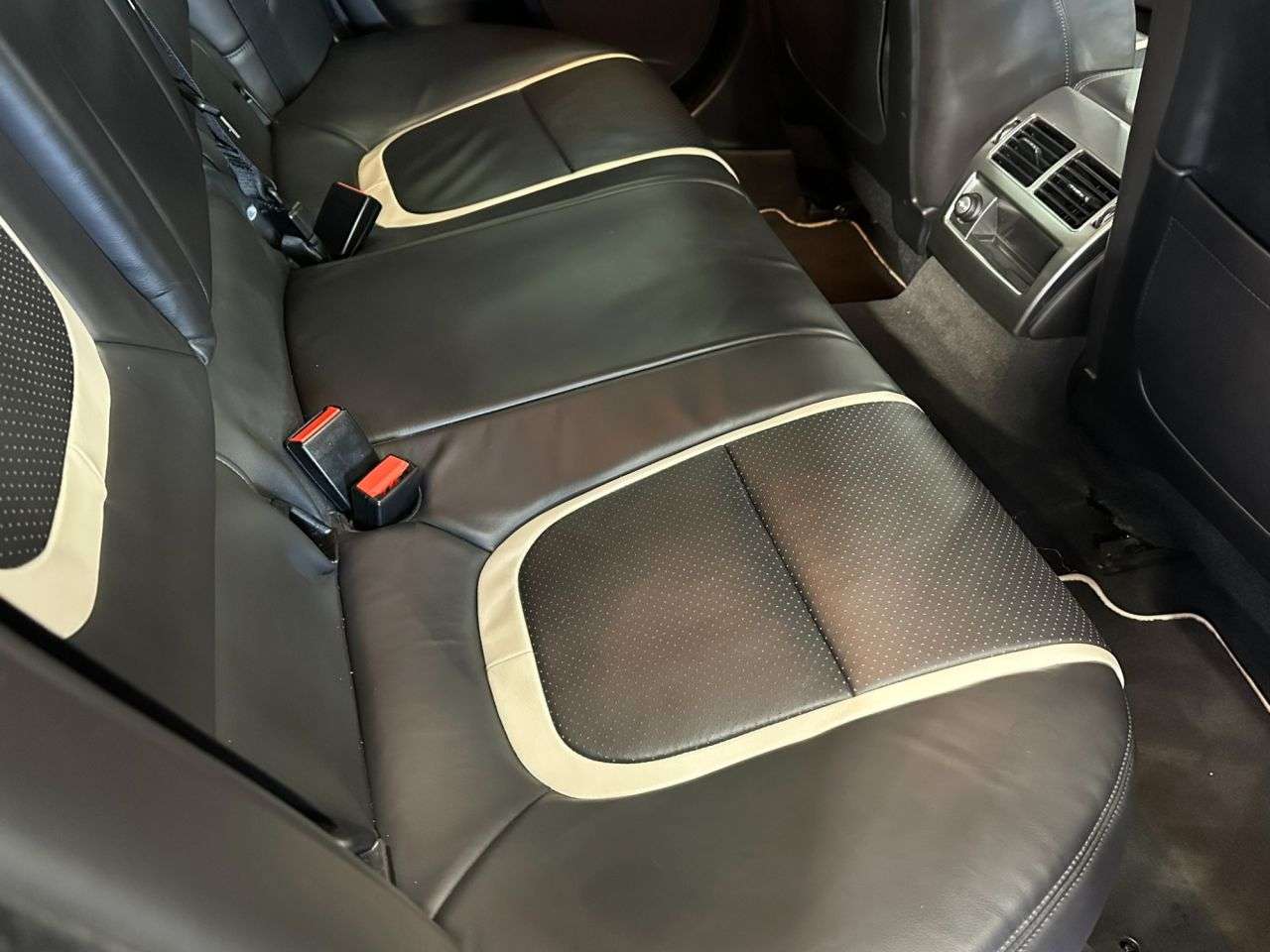 2015 JAGUAR XF 2015 JAGUAR XF