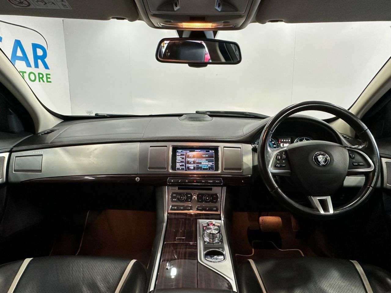 2015 JAGUAR XF 2015 JAGUAR XF