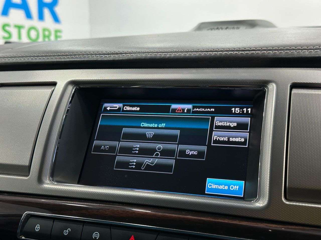 2015 JAGUAR XF 2015 JAGUAR XF
