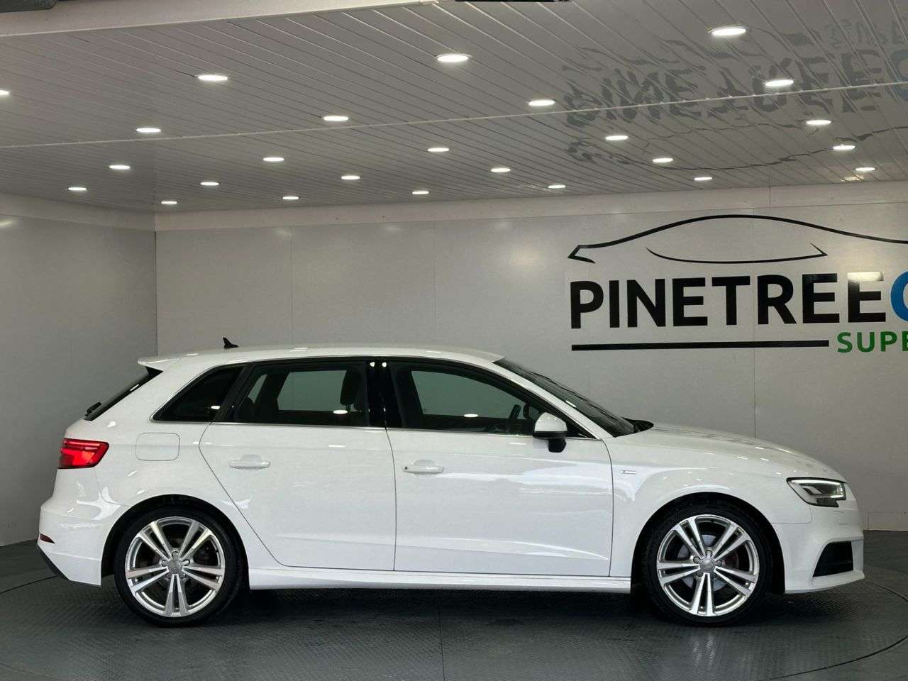 2017 AUDI A3 2017 AUDI A3