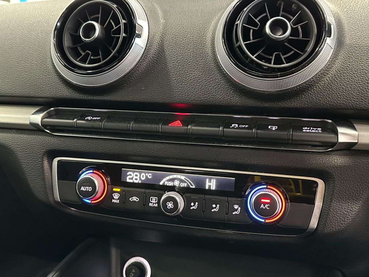 2017 AUDI A3 2017 AUDI A3