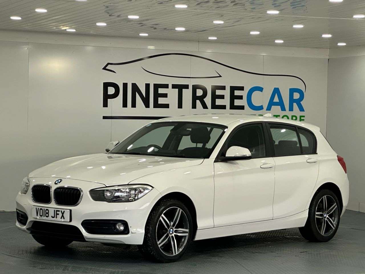 A 2018 BMW 1 SERIES 1.5 116d Sport Hatchback 5dr Diesel Manual Euro 6 (s/s) (116 ps) A 2018 BMW 1 SERIES 1.5 116d Sport Hatchback 5dr Diesel Manual Euro 6 (s/s) (116 ps)