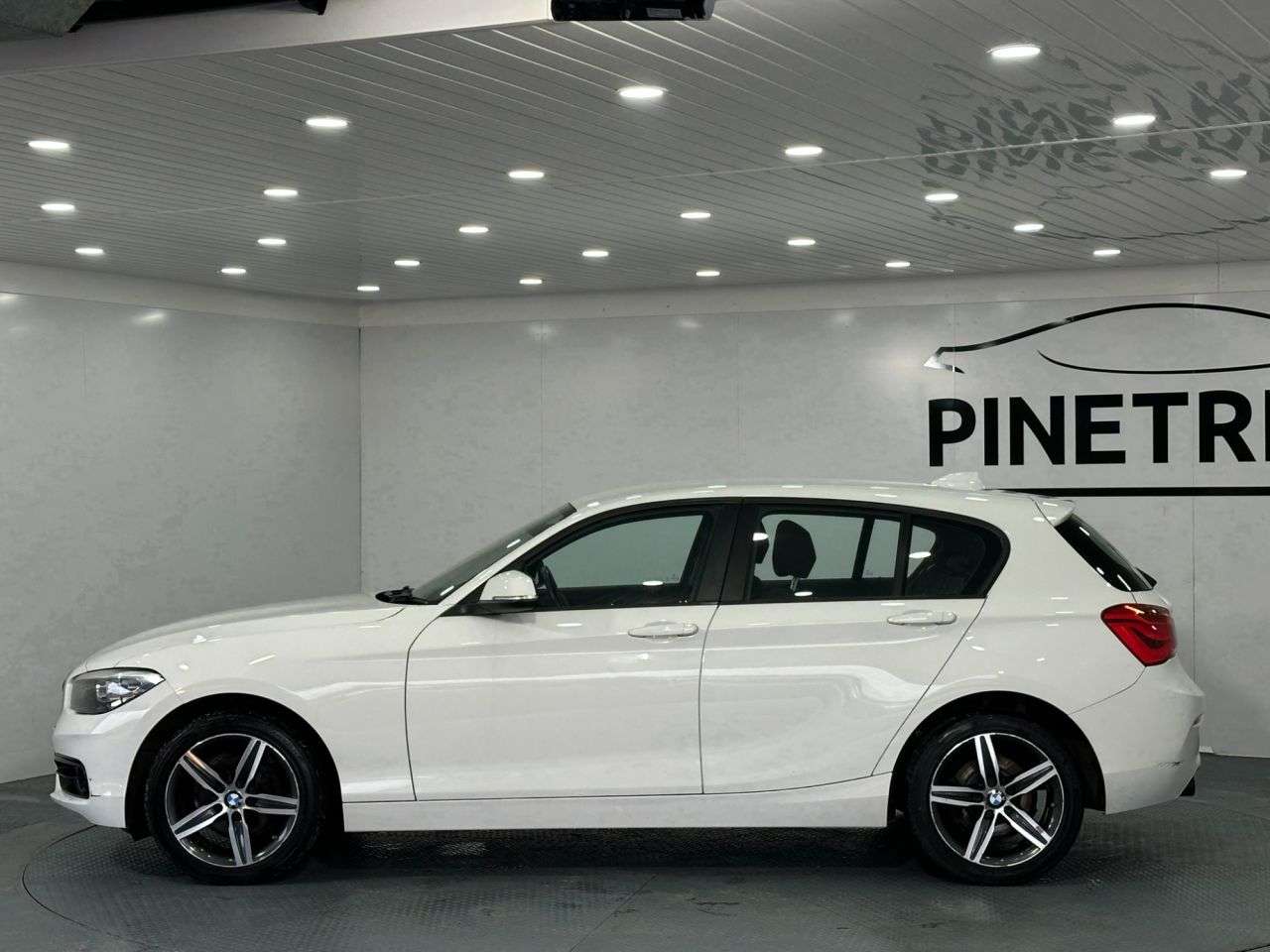 2018 BMW 1 SERIES 2018 BMW 1 SERIES