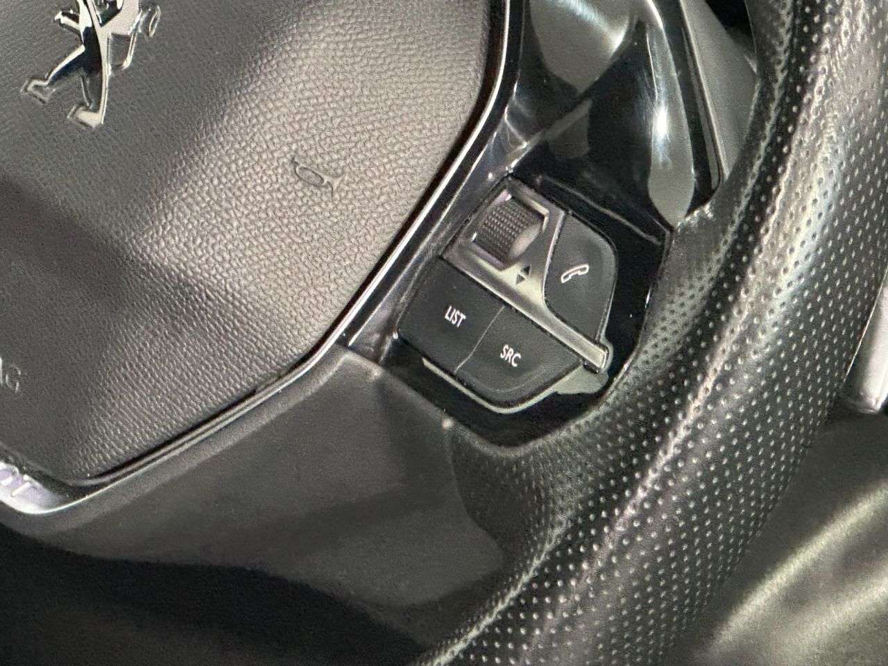 2019 PEUGEOT 3008 2019 PEUGEOT 3008