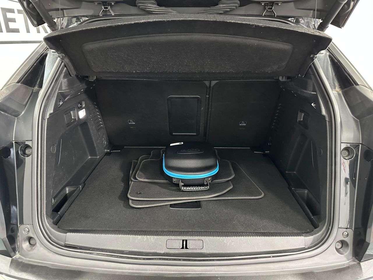 2019 PEUGEOT 3008 2019 PEUGEOT 3008