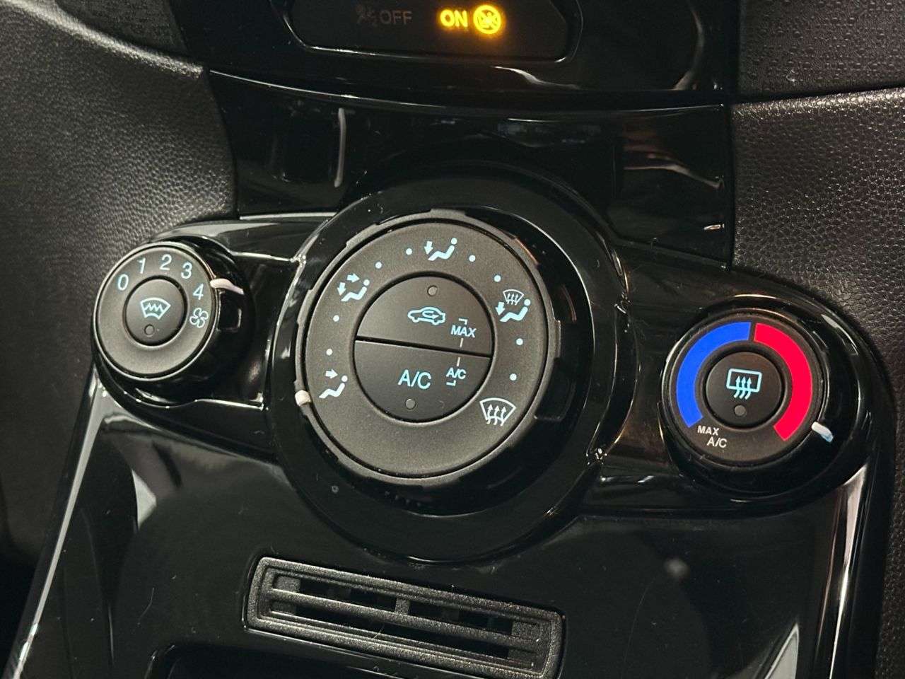 2017 FORD FIESTA 2017 FORD FIESTA