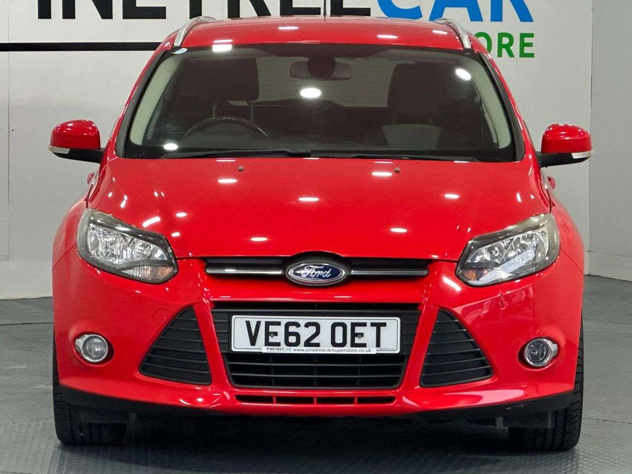 A 2013 FORD FOCUS 1.0T EcoBoost Zetec Estate 5dr Petrol Manual Euro 5 (s/s) (125 ps) A 2013 FORD FOCUS 1.0T EcoBoost Zetec Estate 5dr Petrol Manual Euro 5 (s/s) (125 ps)