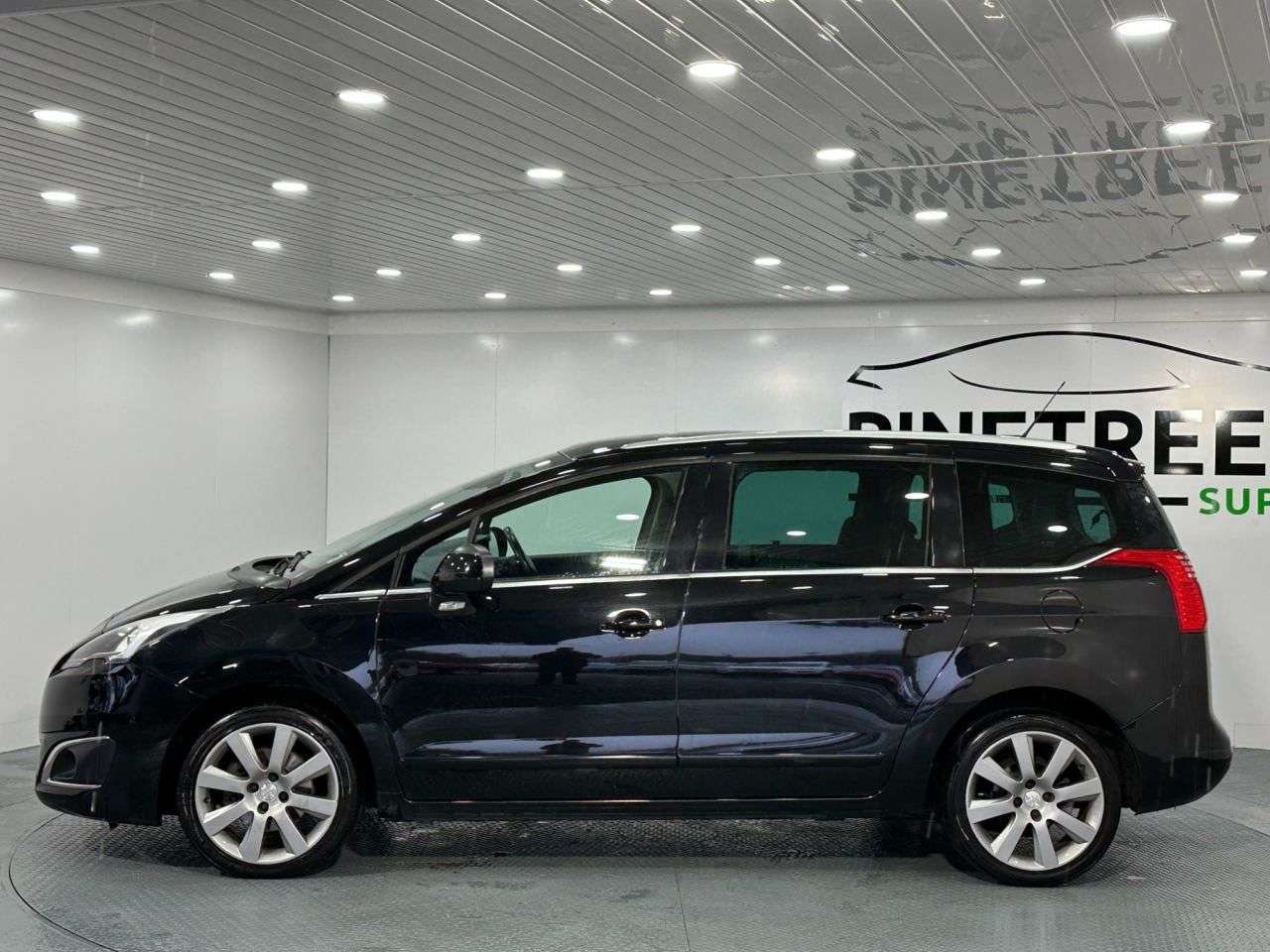 2016 PEUGEOT 5008 2016 PEUGEOT 5008