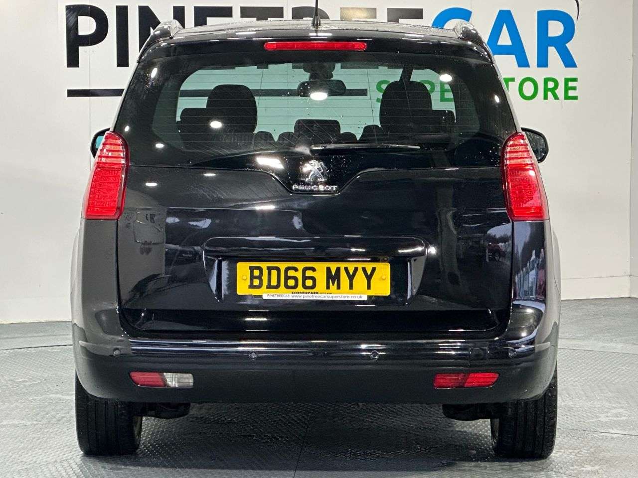 2016 PEUGEOT 5008 2016 PEUGEOT 5008