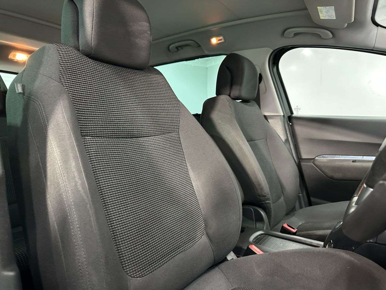 2016 PEUGEOT 5008 2016 PEUGEOT 5008