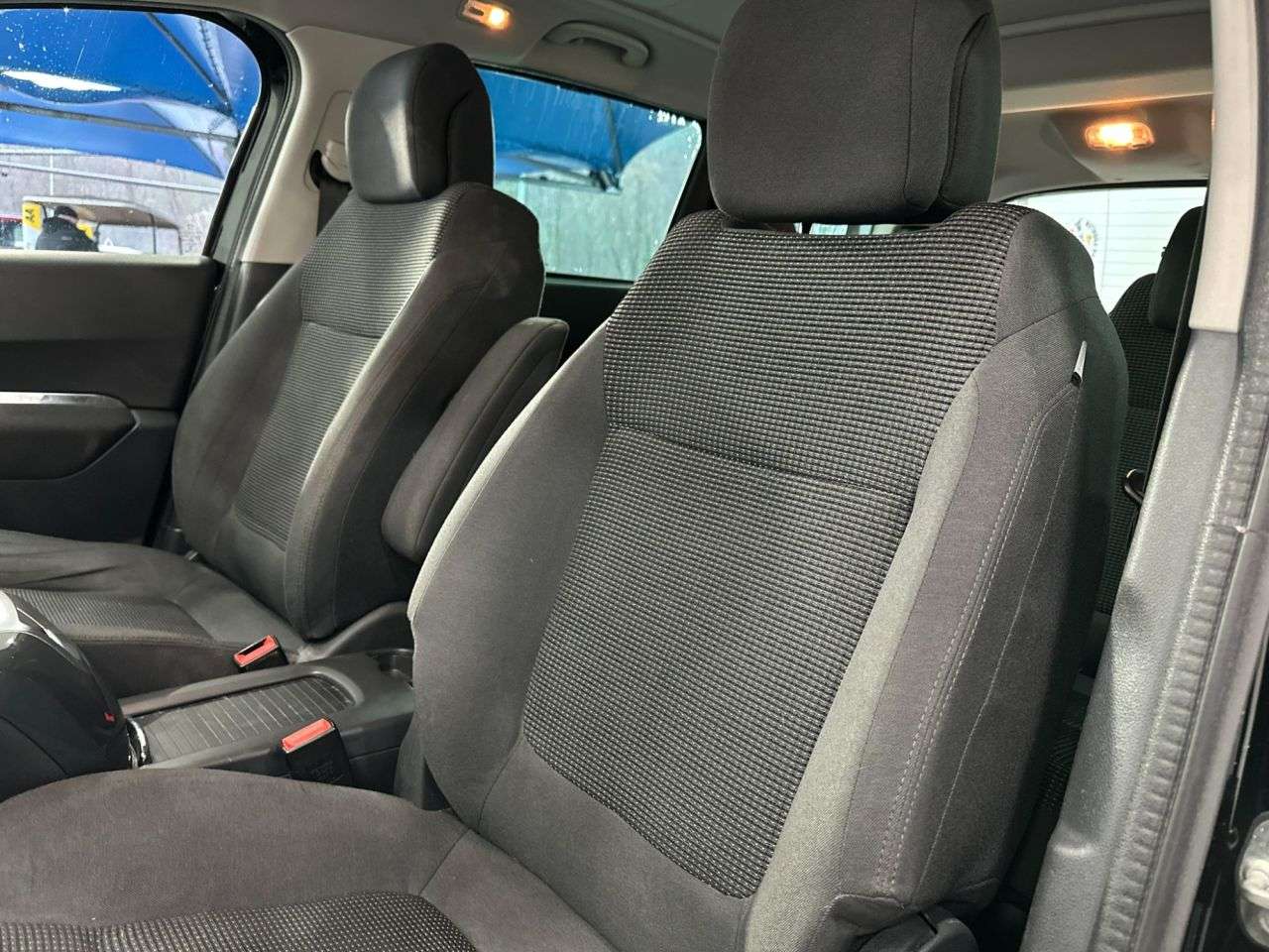 2016 PEUGEOT 5008 2016 PEUGEOT 5008