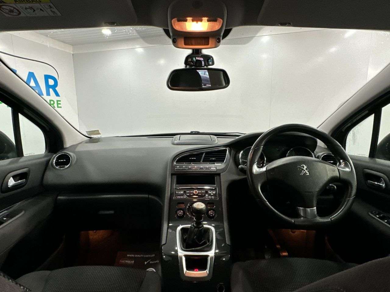 2016 PEUGEOT 5008 2016 PEUGEOT 5008
