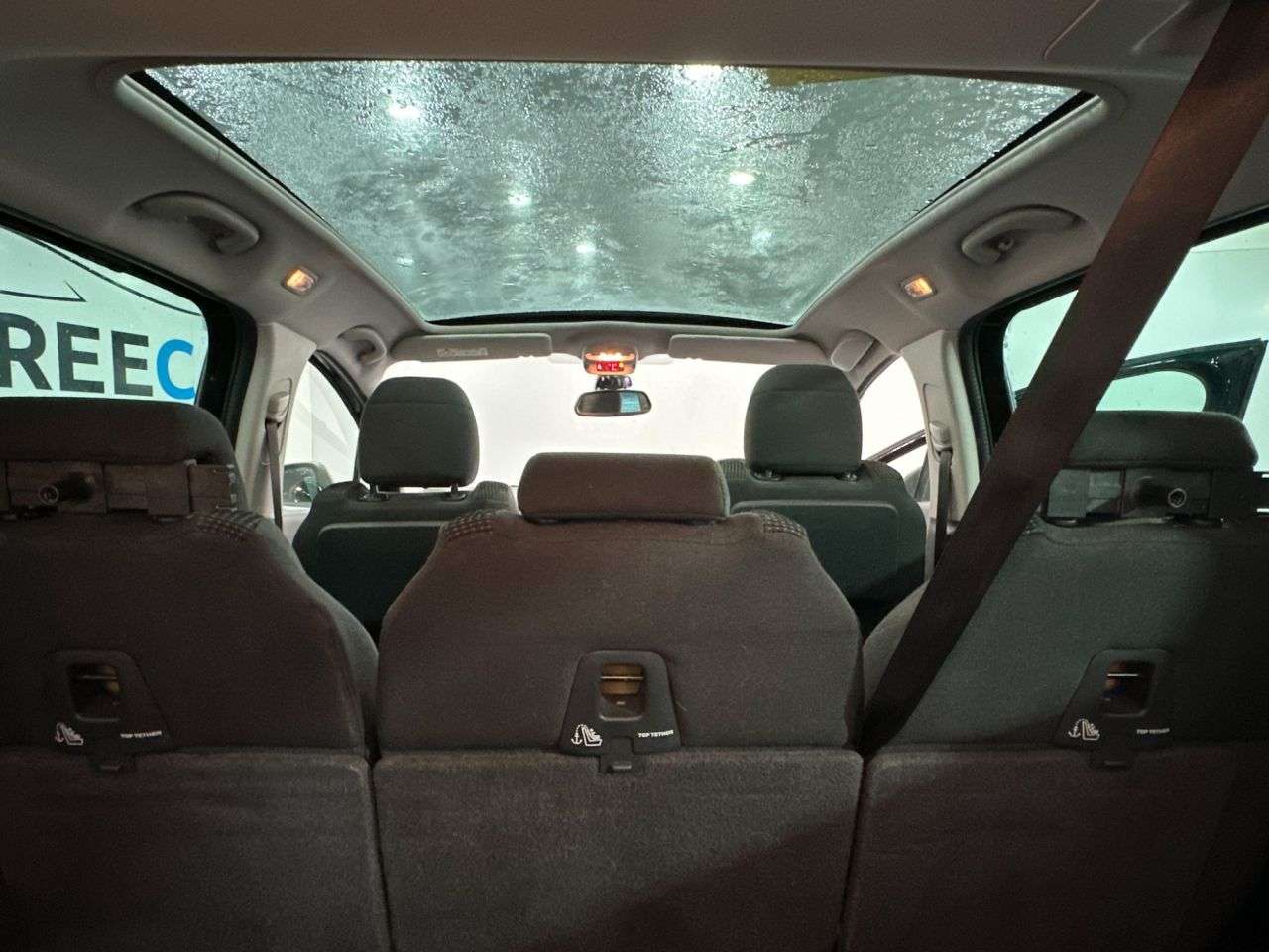 2016 PEUGEOT 5008 2016 PEUGEOT 5008