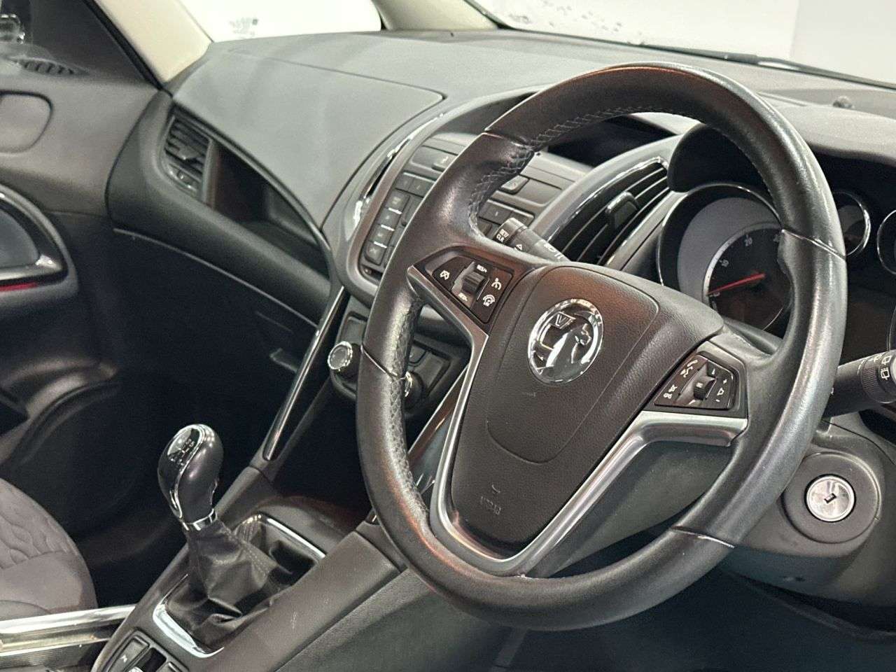 2014 VAUXHALL ZAFIRA TOURER 2014 VAUXHALL ZAFIRA TOURER