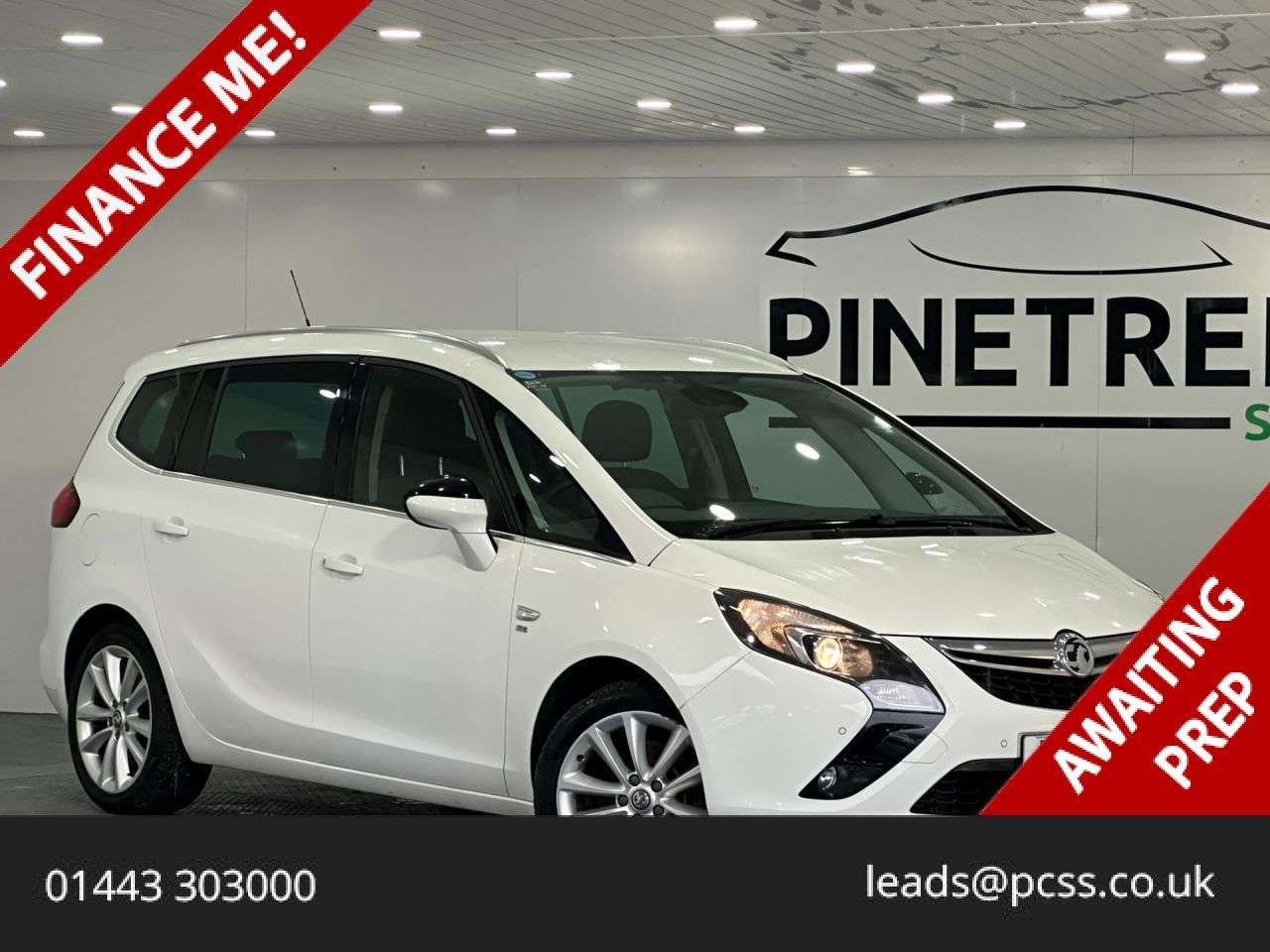 A 2014 VAUXHALL ZAFIRA TOURER 2.0 CDTi SE MPV 5dr Diesel Manual Euro 5 (165 ps) A 2014 VAUXHALL ZAFIRA TOURER 2.0 CDTi SE MPV 5dr Diesel Manual Euro 5 (165 ps)