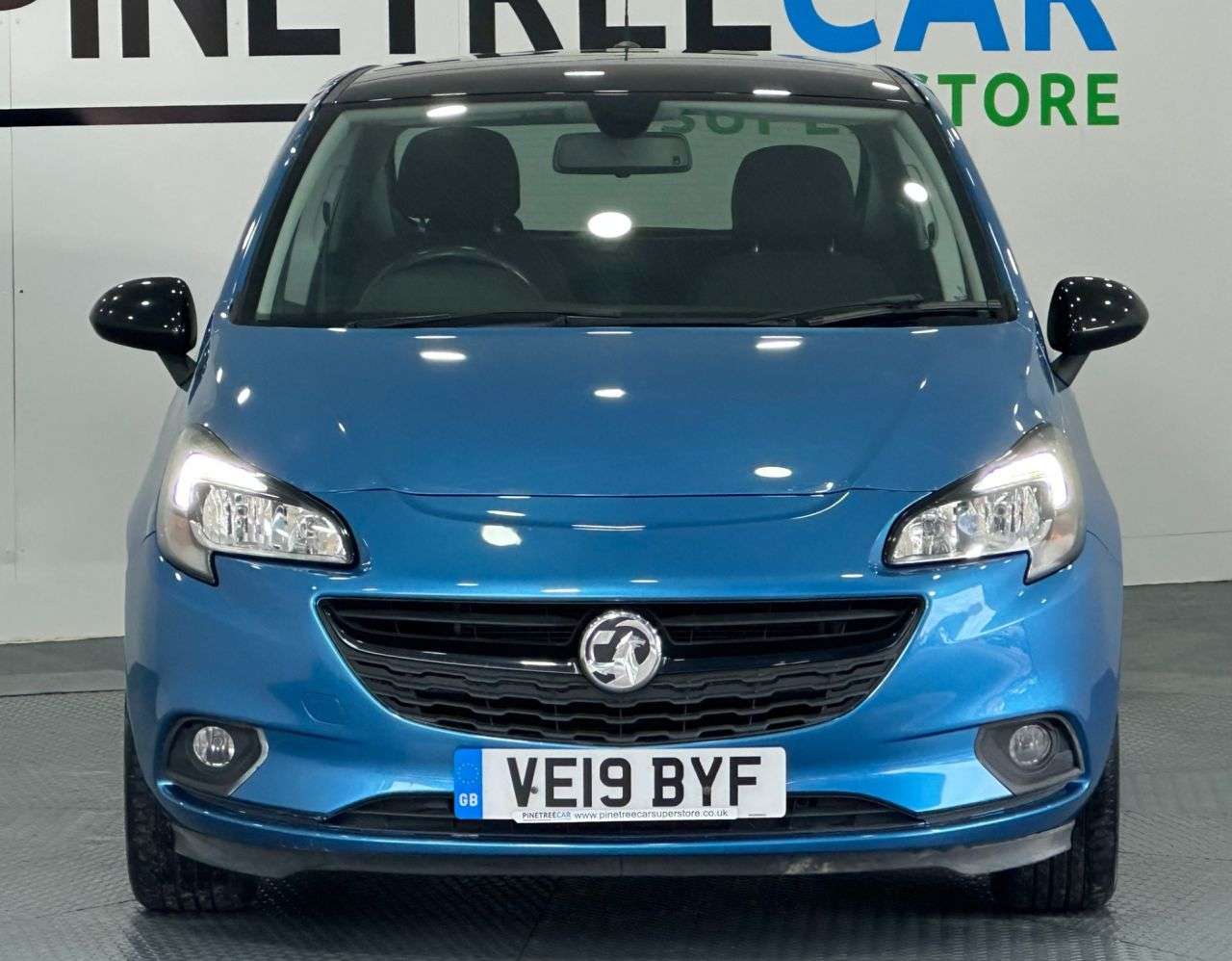 A 2019 VAUXHALL CORSA 1.4i ecoTEC Griffin Hatchback 5dr Petrol Manual Euro 6 (90 ps) A 2019 VAUXHALL CORSA 1.4i ecoTEC Griffin Hatchback 5dr Petrol Manual Euro 6 (90 ps)