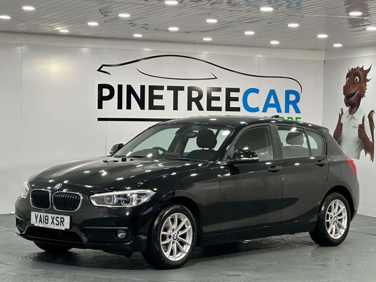 A 2018 BMW 1 SERIES 1.5 116d SE Business Hatchback 5dr Diesel Manual Euro 6 (s/s) (116 ps) A 2018 BMW 1 SERIES 1.5 116d SE Business Hatchback 5dr Diesel Manual Euro 6 (s/s) (116 ps)