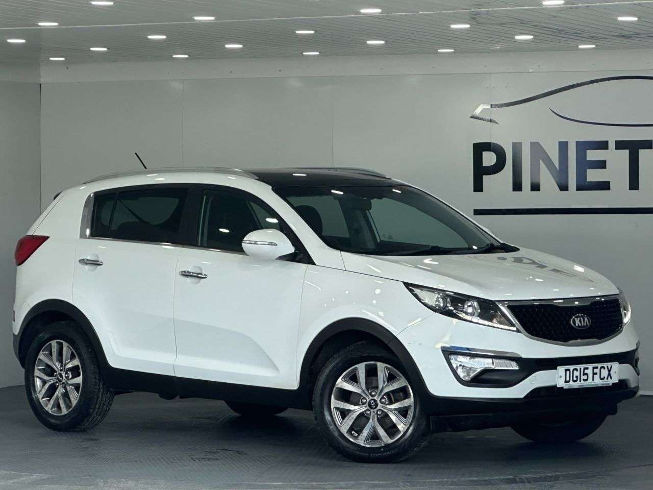 A 2015 KIA SPORTAGE 1.6 GDi EcoDynamics 2 SUV 5dr Petrol Manual 2WD Euro 5 (s/s) (133 bhp) A 2015 KIA SPORTAGE 1.6 GDi EcoDynamics 2 SUV 5dr Petrol Manual 2WD Euro 5 (s/s) (133 bhp)