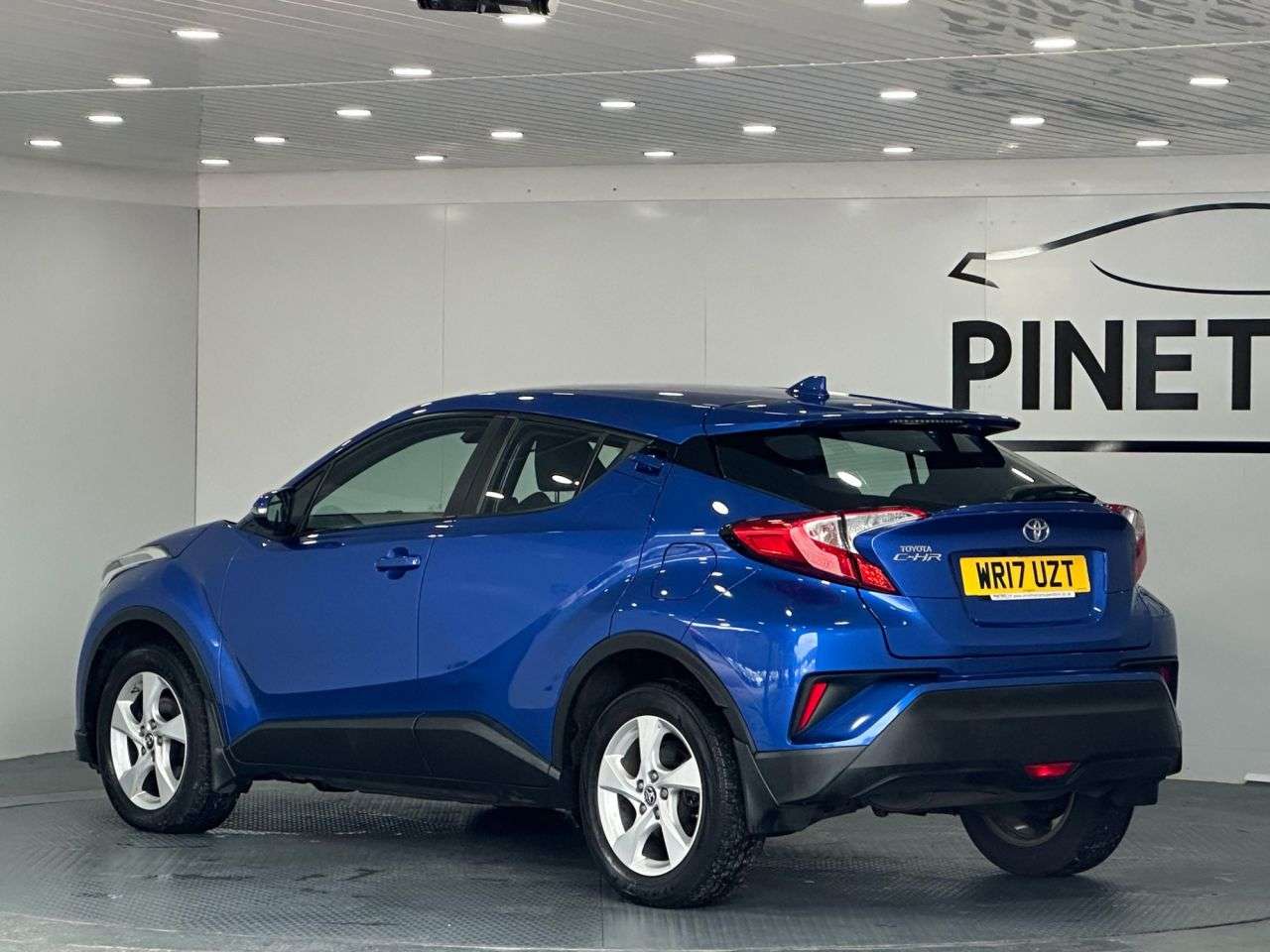 2017 TOYOTA C-HR 2017 TOYOTA C-HR