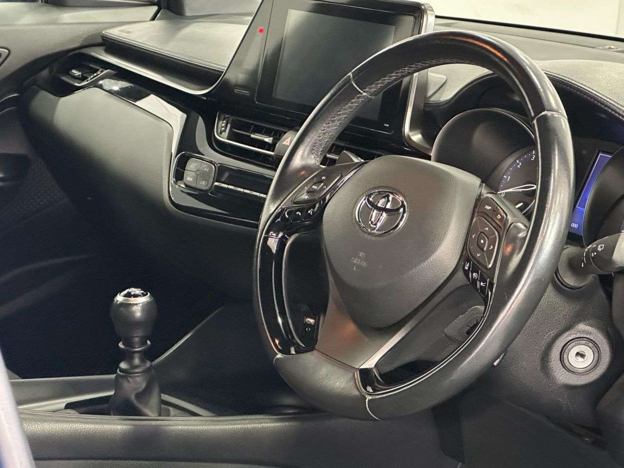 2017 TOYOTA C-HR 2017 TOYOTA C-HR