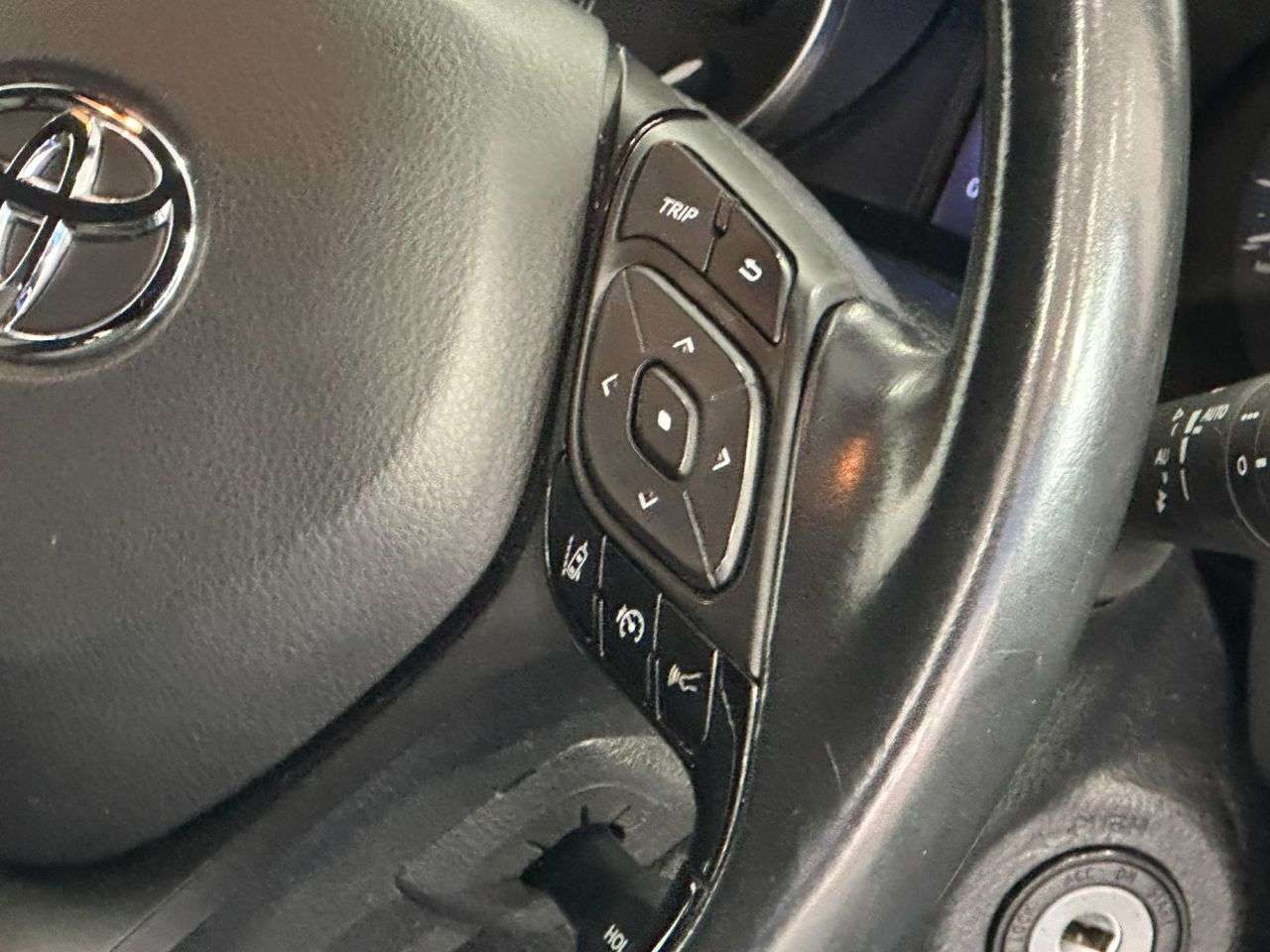 2017 TOYOTA C-HR 2017 TOYOTA C-HR