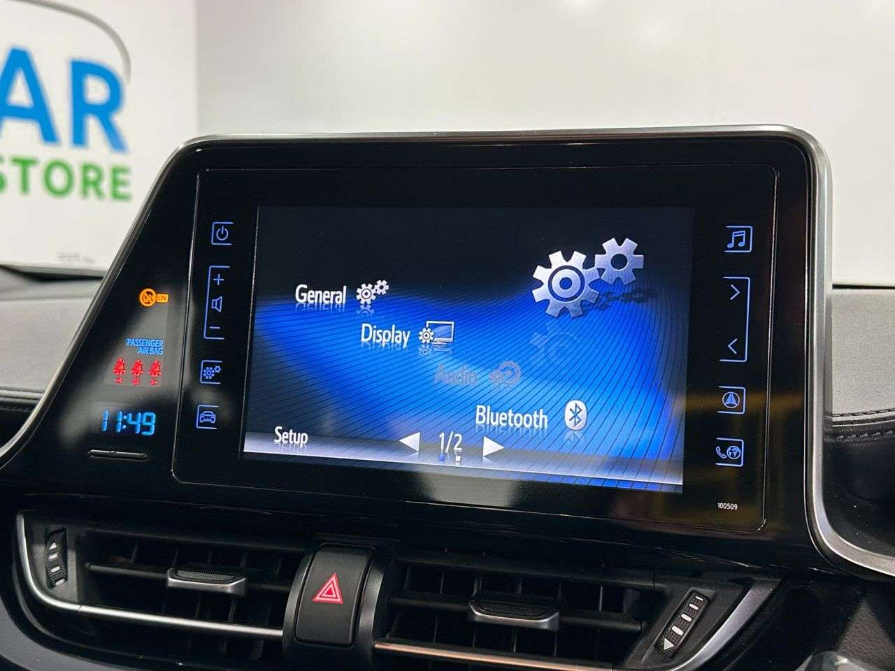 2017 TOYOTA C-HR 2017 TOYOTA C-HR