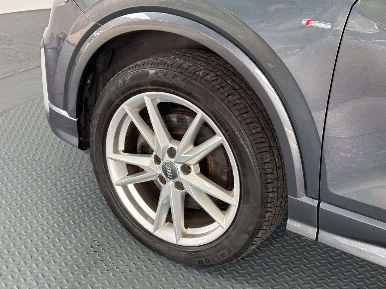 2017 AUDI Q2 2017 AUDI Q2