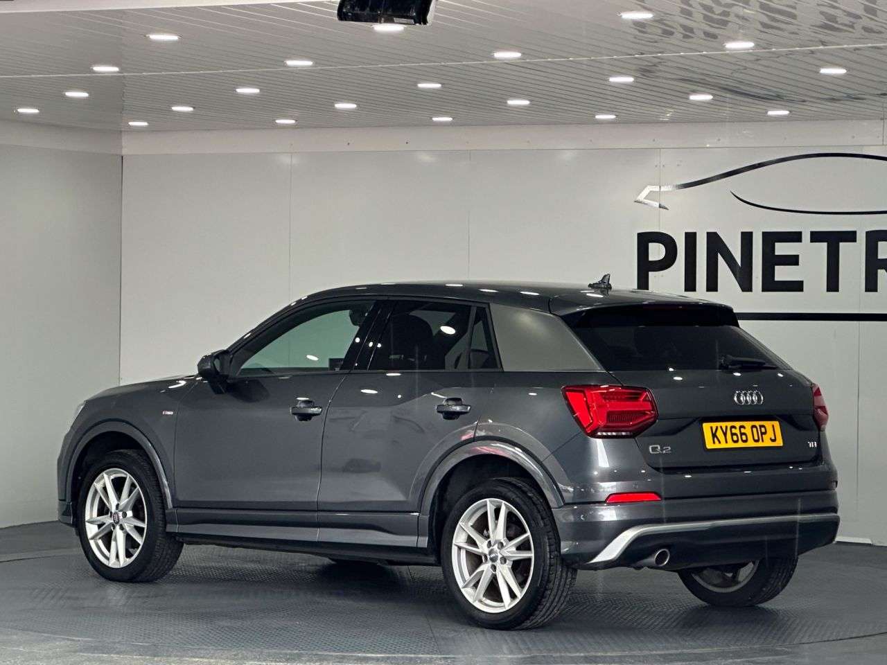 2017 AUDI Q2 2017 AUDI Q2