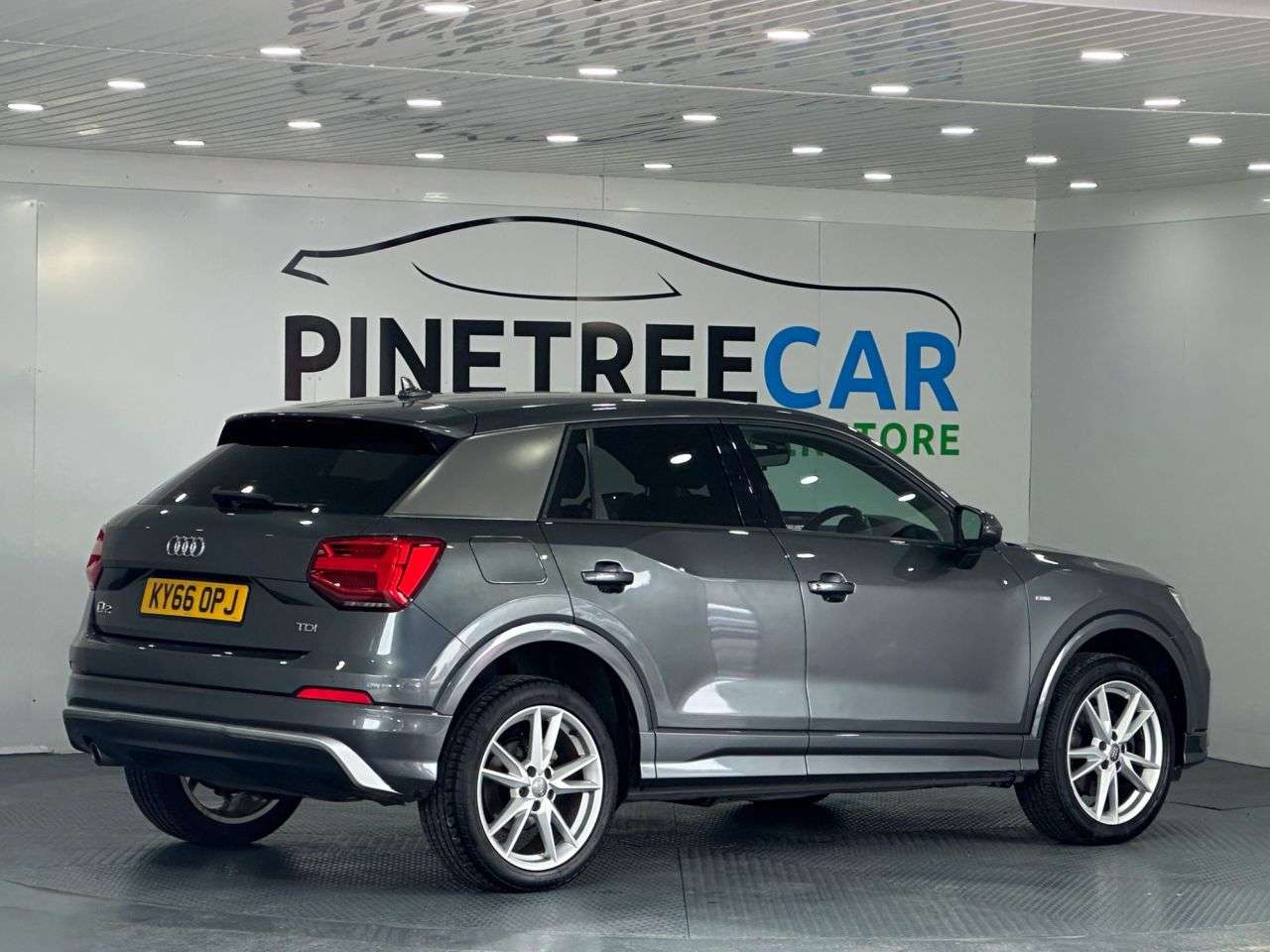 2017 AUDI Q2 2017 AUDI Q2