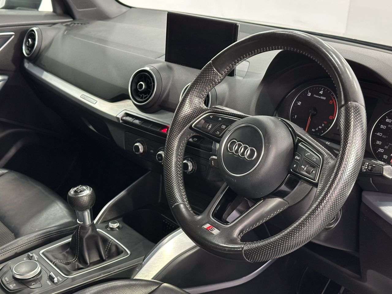 2017 AUDI Q2 2017 AUDI Q2