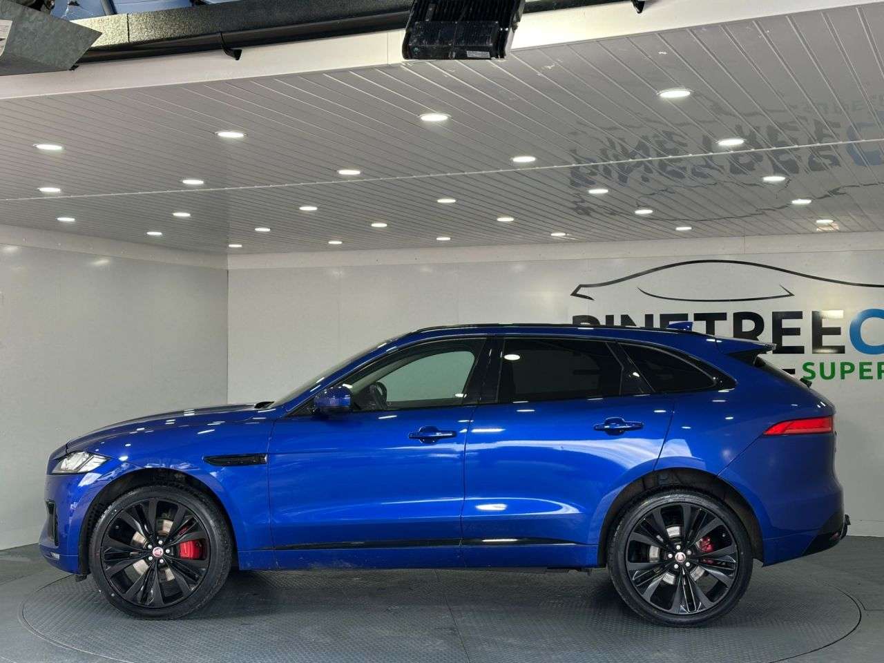 2019 JAGUAR F-PACE 2019 JAGUAR F-PACE