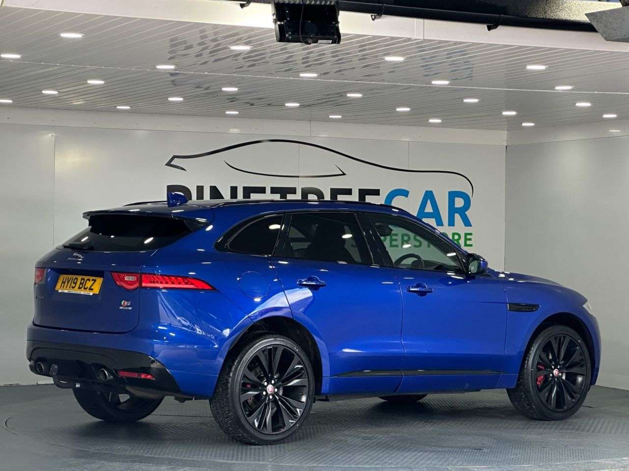 2019 JAGUAR F-PACE 2019 JAGUAR F-PACE