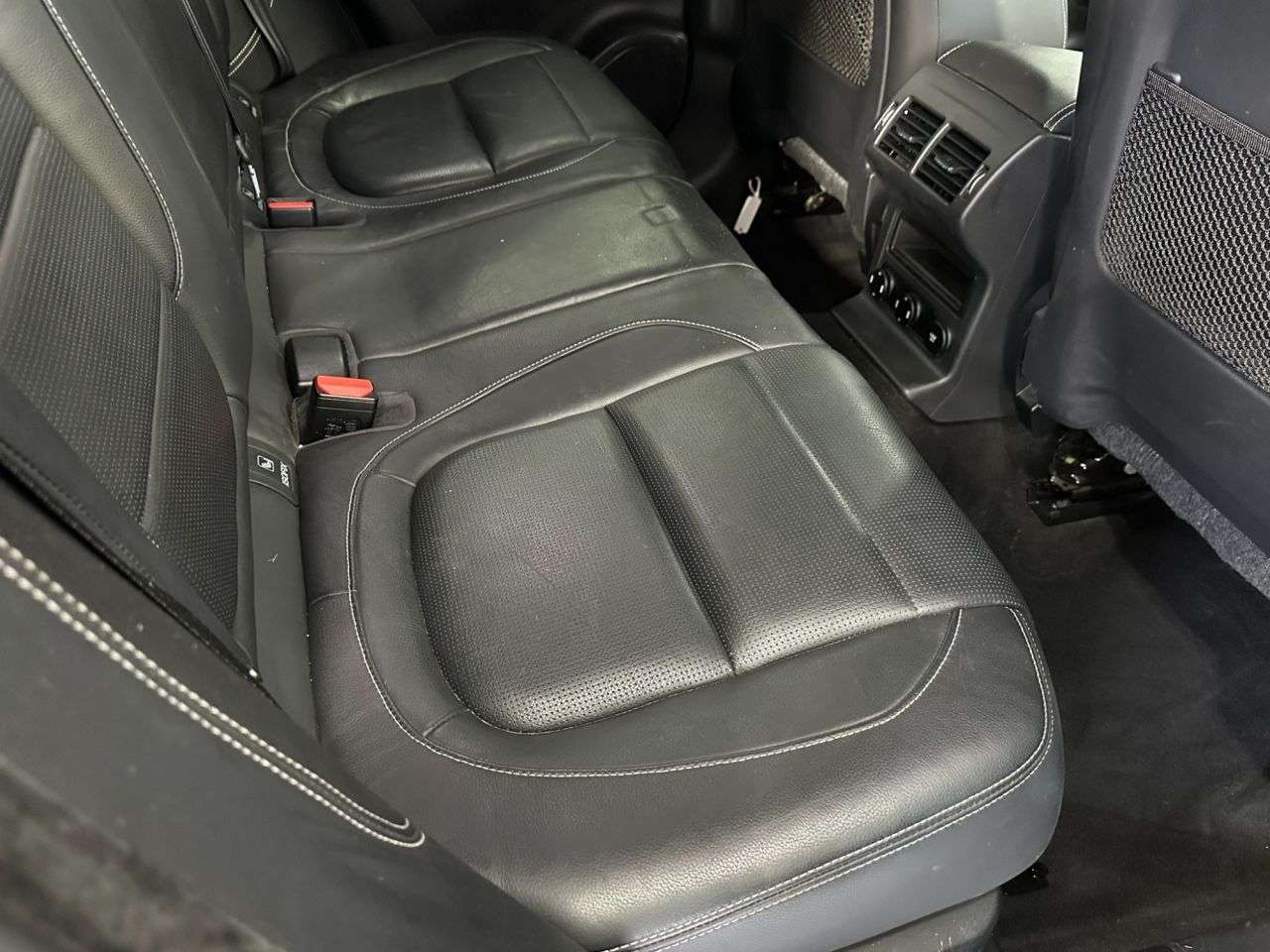 2019 JAGUAR F-PACE 2019 JAGUAR F-PACE