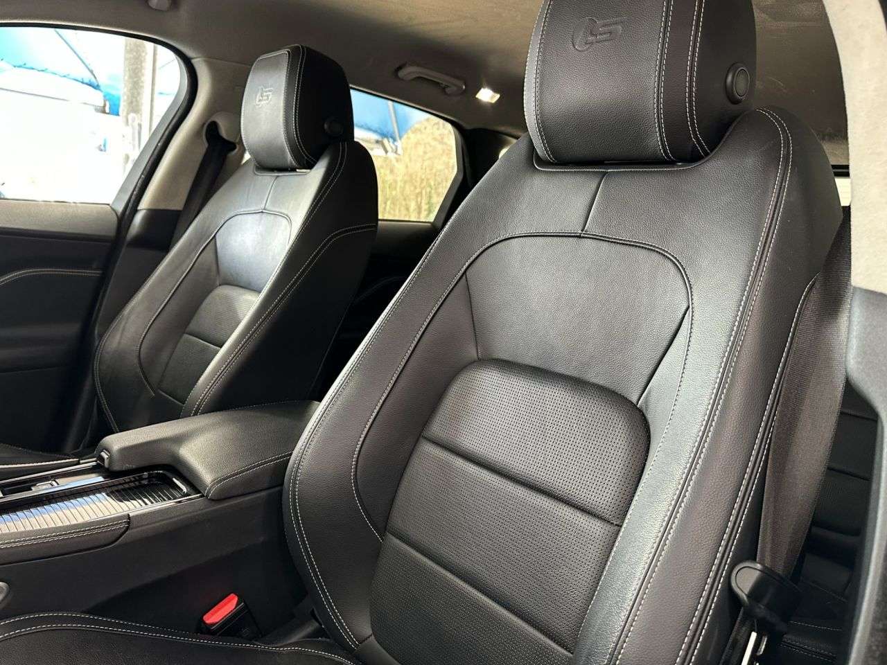 2019 JAGUAR F-PACE 2019 JAGUAR F-PACE