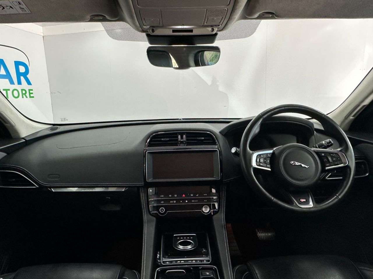 2019 JAGUAR F-PACE 2019 JAGUAR F-PACE