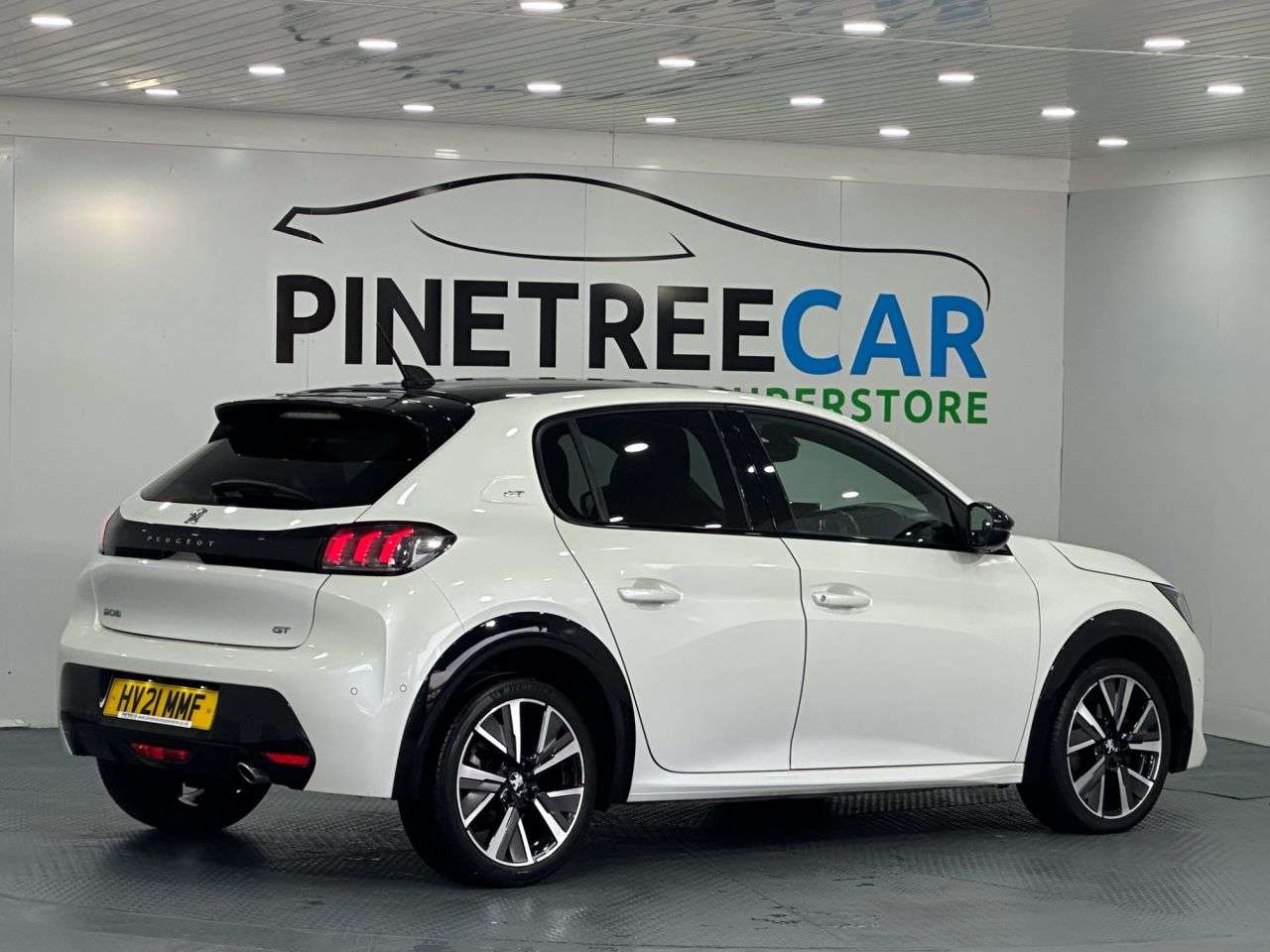 2021 PEUGEOT 208 2021 PEUGEOT 208