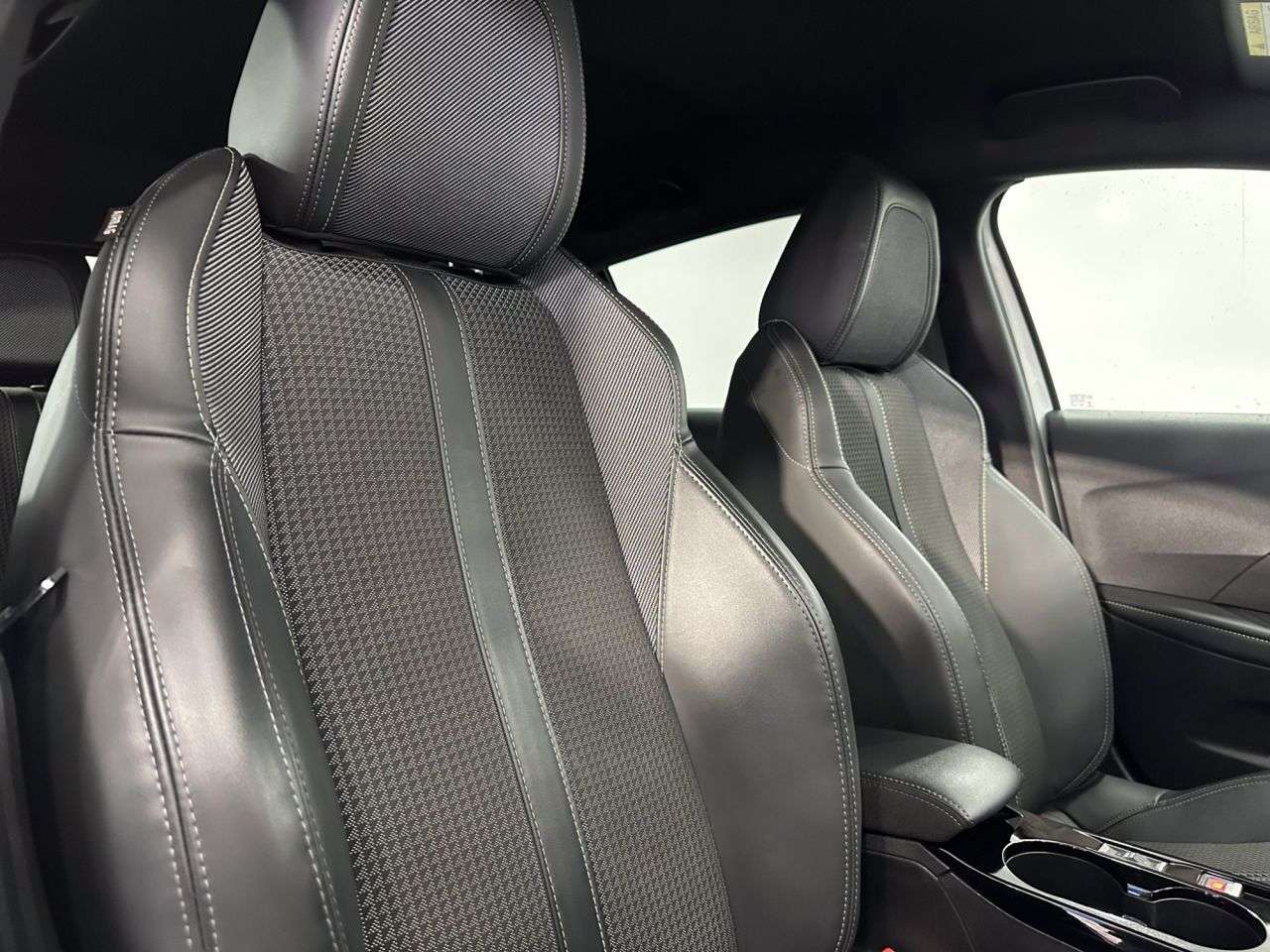 2021 PEUGEOT 208 2021 PEUGEOT 208