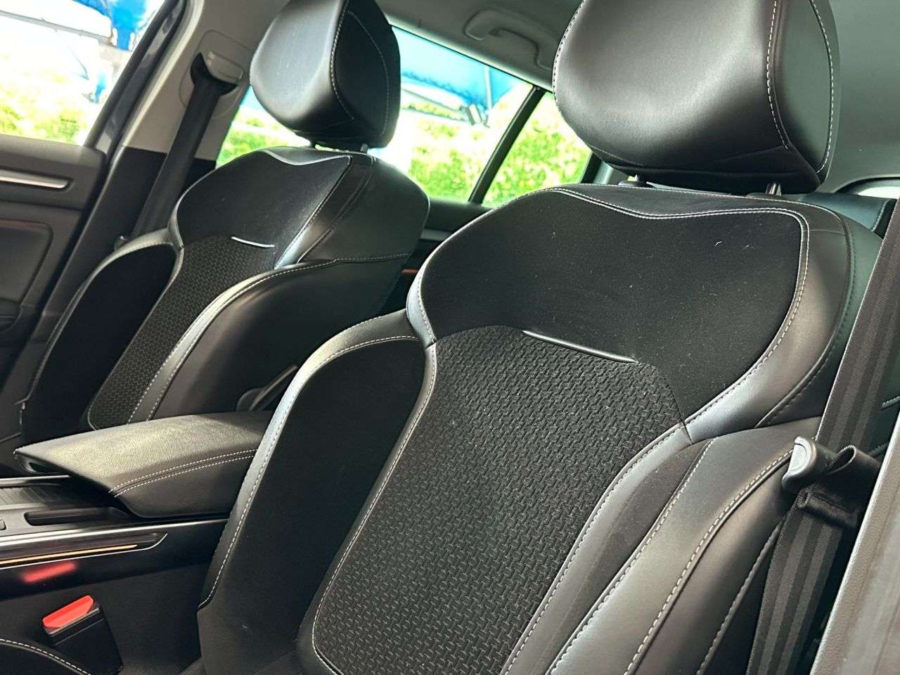 2017 RENAULT MEGANE 2017 RENAULT MEGANE