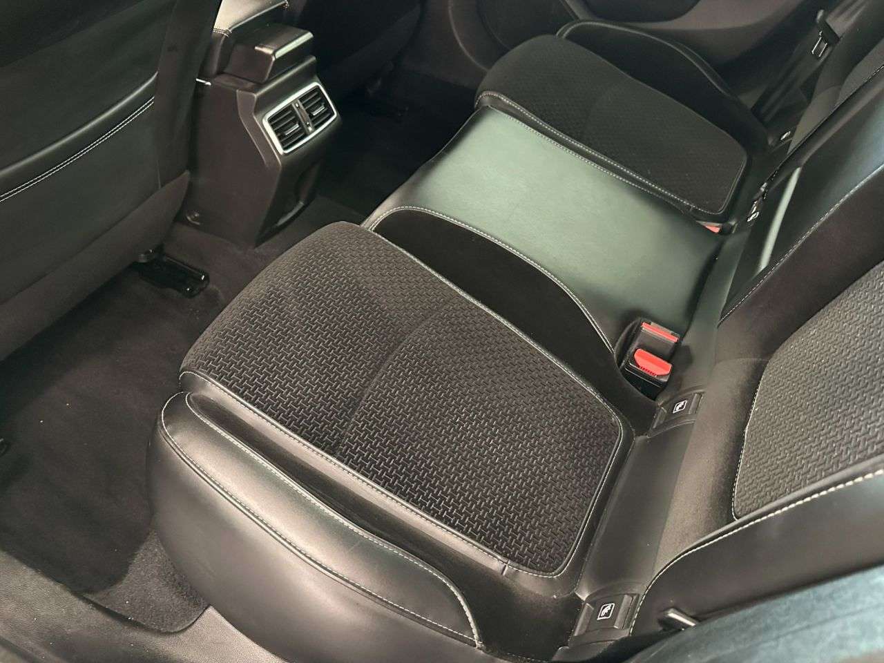 2017 RENAULT MEGANE 2017 RENAULT MEGANE