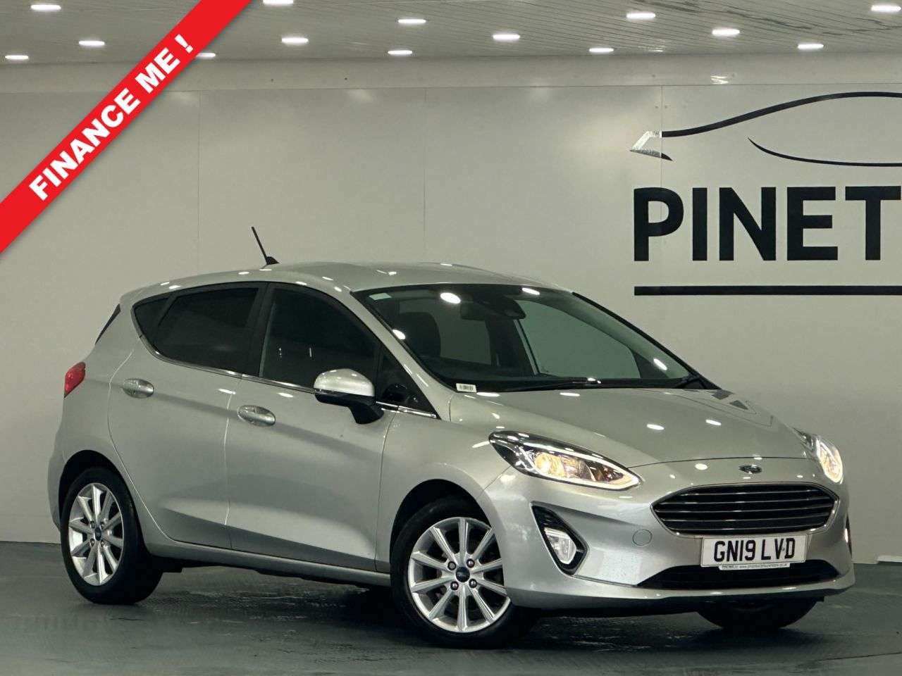 A 2019 FORD FIESTA 1.0T EcoBoost GPF Titanium Hatchback 5dr Petrol Manual Euro 6 (s/s) (100 ps A 2019 FORD FIESTA 1.0T EcoBoost GPF Titanium Hatchback 5dr Petrol Manual Euro 6 (s/s) (100 ps