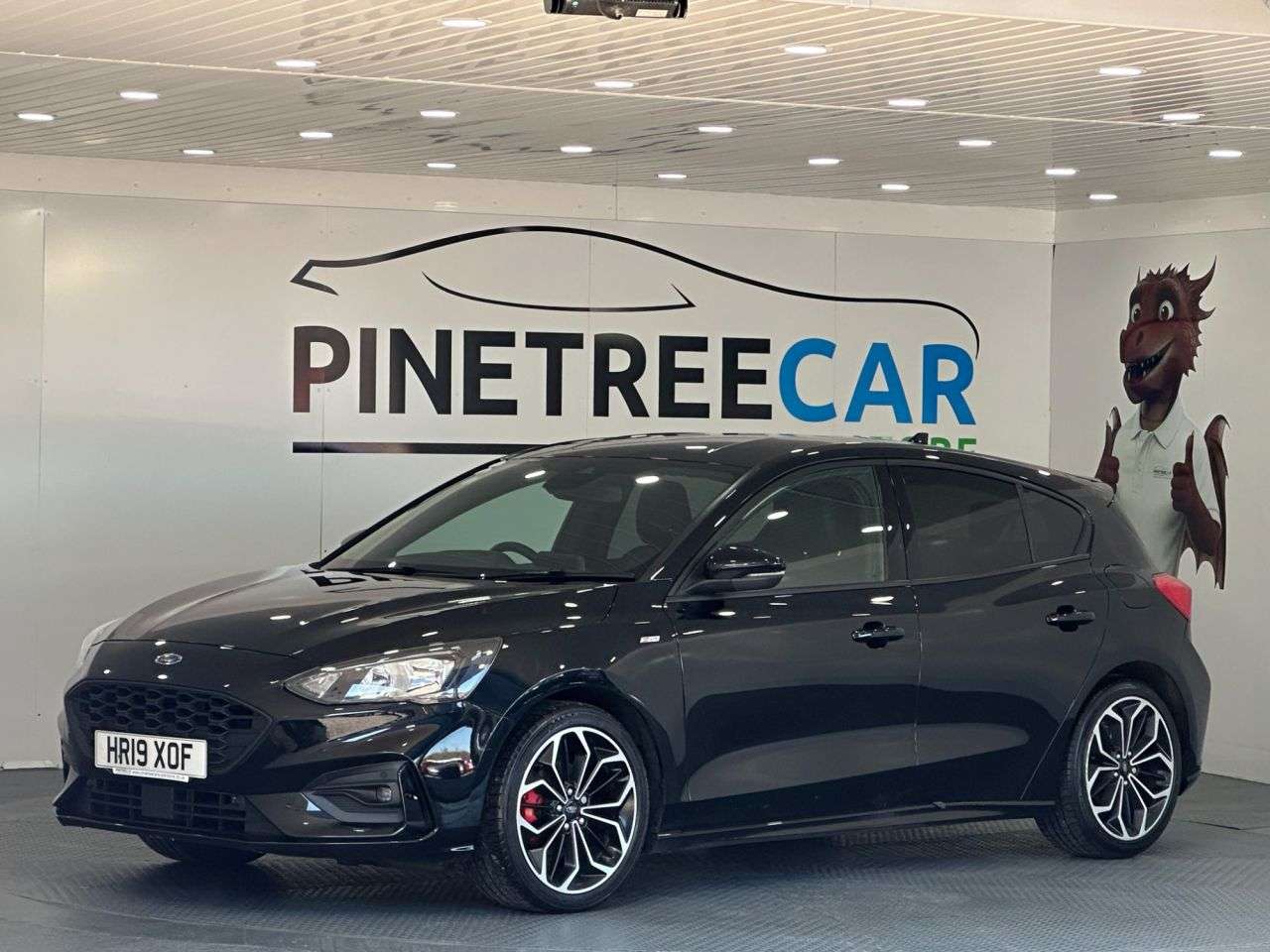 A 2019 FORD FOCUS 1.0T EcoBoost ST-Line X Hatchback 5dr Petrol Manual Euro 6 (s/s) (125 ps) A 2019 FORD FOCUS 1.0T EcoBoost ST-Line X Hatchback 5dr Petrol Manual Euro 6 (s/s) (125 ps)