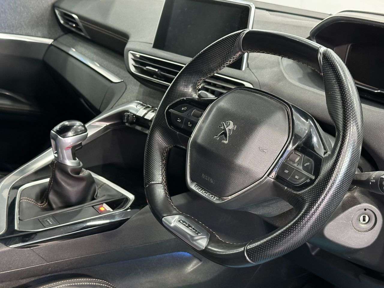 2018 PEUGEOT 3008 2018 PEUGEOT 3008