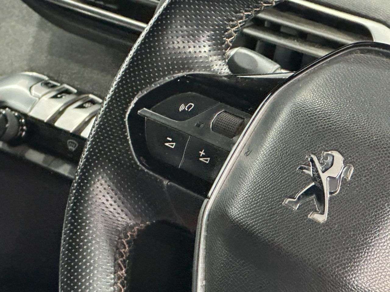 2018 PEUGEOT 3008 2018 PEUGEOT 3008