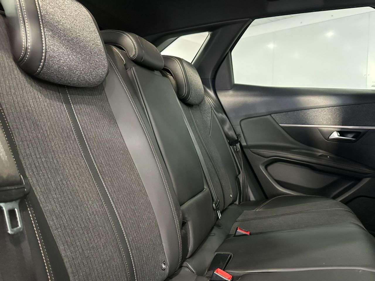 2018 PEUGEOT 3008 2018 PEUGEOT 3008
