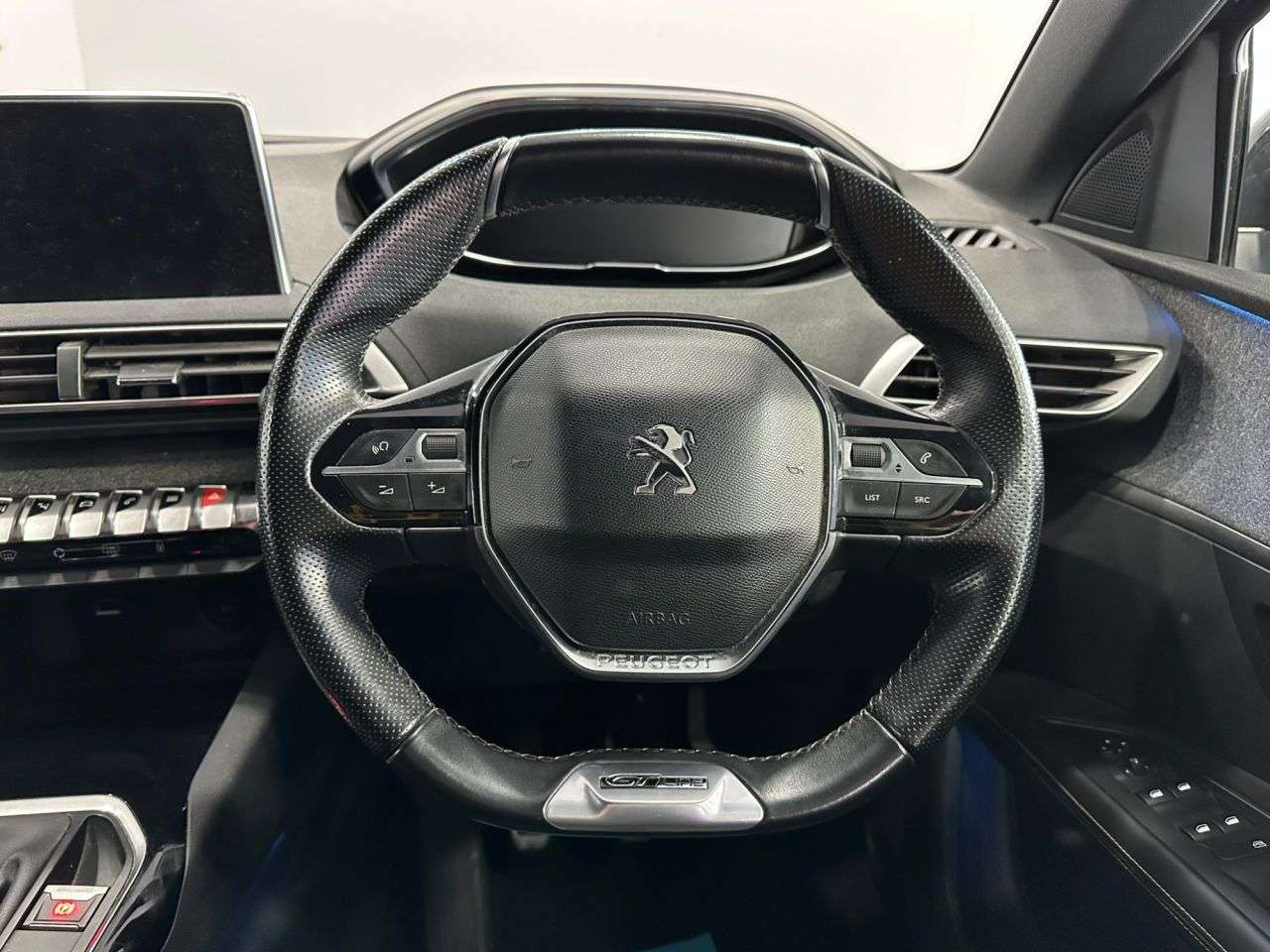 2018 PEUGEOT 3008 2018 PEUGEOT 3008