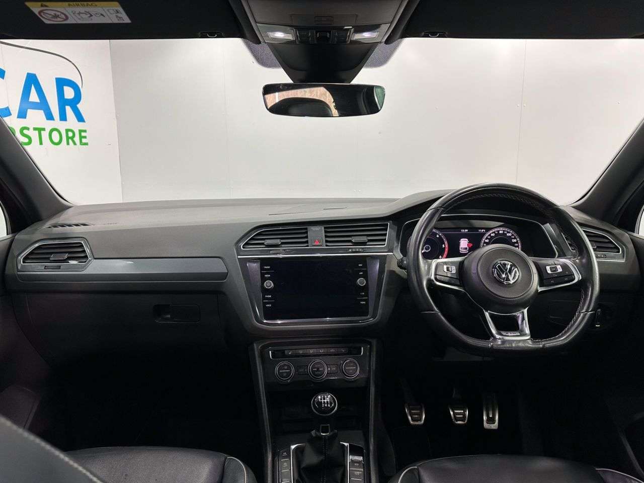 2018 VOLKSWAGEN TIGUAN 2018 VOLKSWAGEN TIGUAN