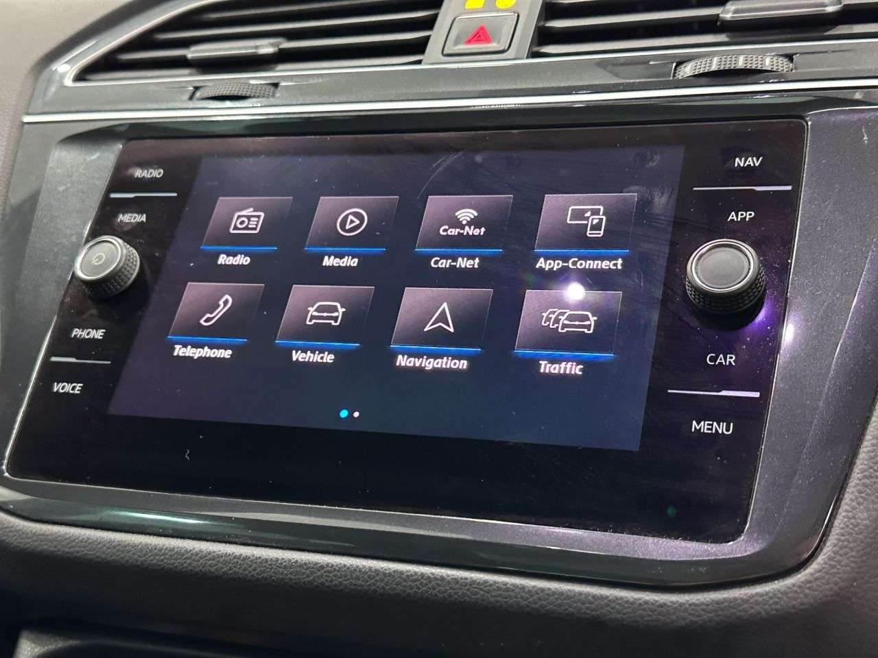 2018 VOLKSWAGEN TIGUAN 2018 VOLKSWAGEN TIGUAN