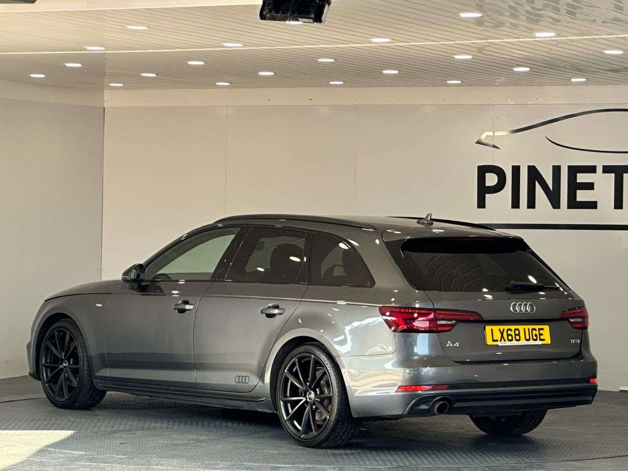 2018 AUDI A4 AVANT 2018 AUDI A4 AVANT