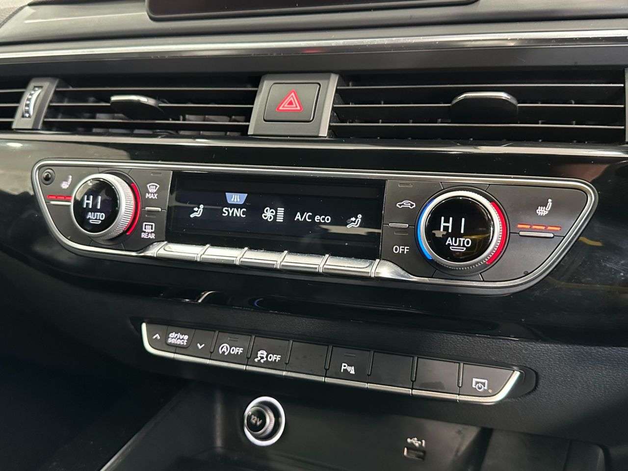 2018 AUDI A4 AVANT 2018 AUDI A4 AVANT