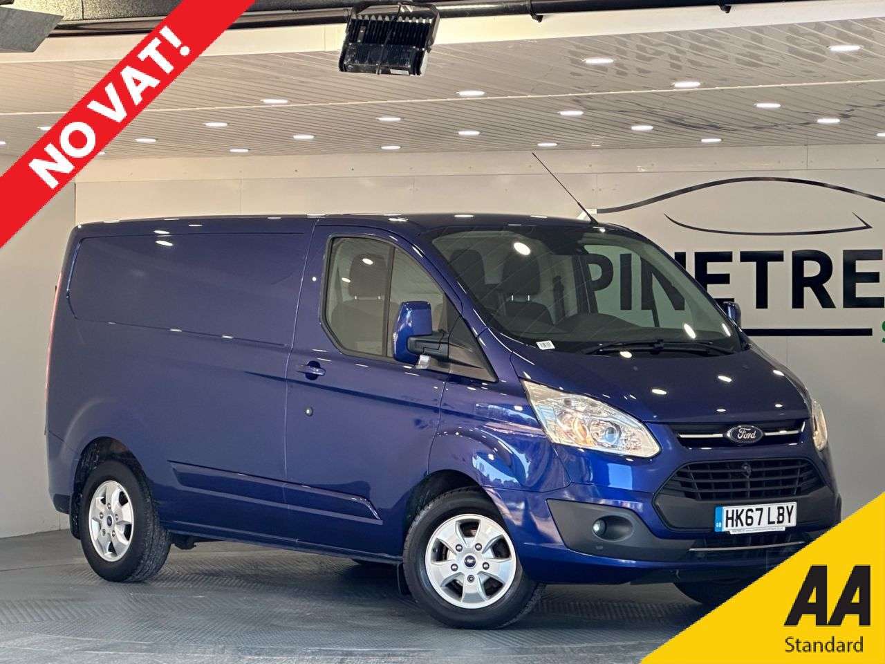 A 2017 FORD TRANSIT CUSTOM 2.0 TDCi 270 Limited Panel Van 5dr Diesel Manual L1 H1 (157 g/km, 128 bhp) A 2017 FORD TRANSIT CUSTOM 2.0 TDCi 270 Limited Panel Van 5dr Diesel Manual L1 H1 (157 g/km, 128 bhp)